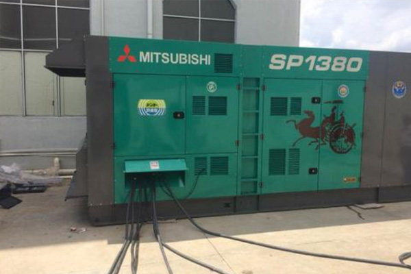 琅琊为什么有些柴油发电机组的输出电压可以调节？