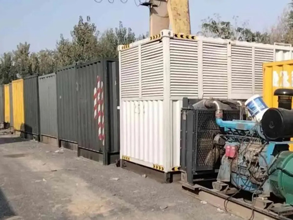 琅琊200KW柴油发电机机组每小时油耗是多少？